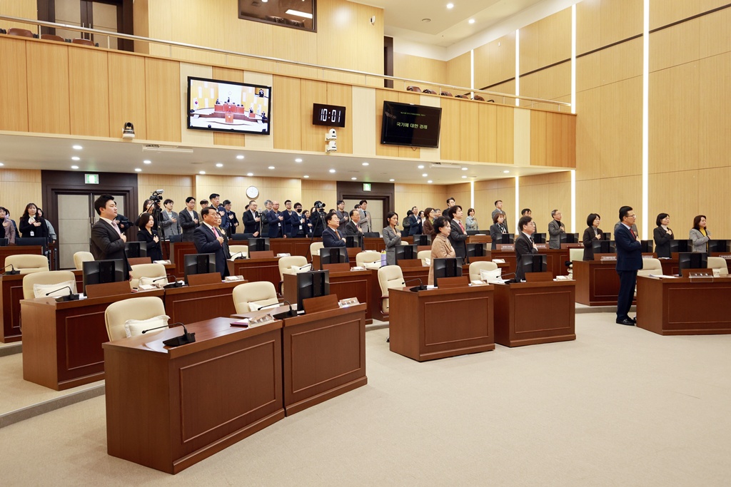 '제276회 연수구의회(정례회) 제 1차 본회의/ 2025.11.18(화)' 게시글의 사진(15) '5D9A6060.JPG'