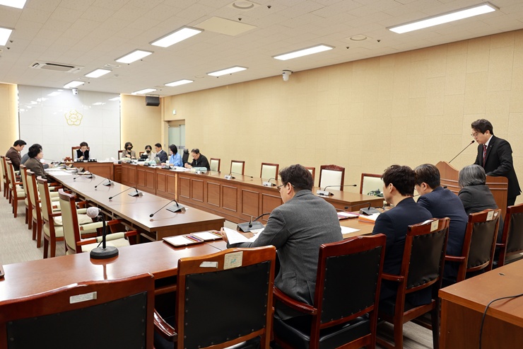 '제276회 연수구의회(정례회) 예산결산특별위원회 / 2025년 12월2일(화)' 게시글의 사진(3) '5D9A8209.JPG'