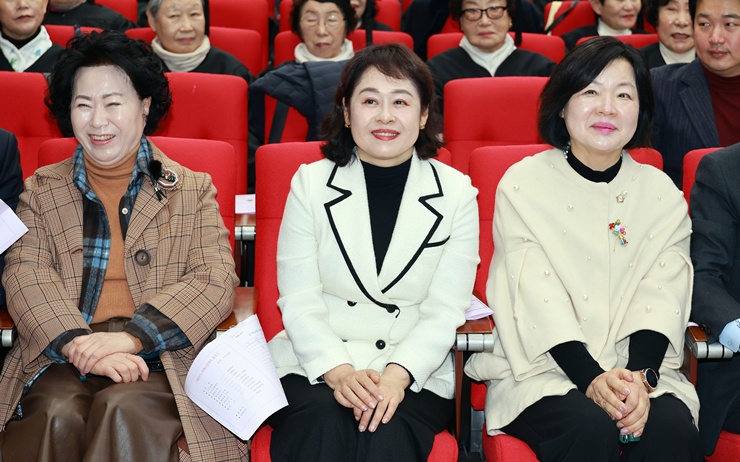 '제30기 미래노인대학 졸업식 / 2025년 12월1일(월)' 게시글의 사진(5) '5D9A8020.JPG'