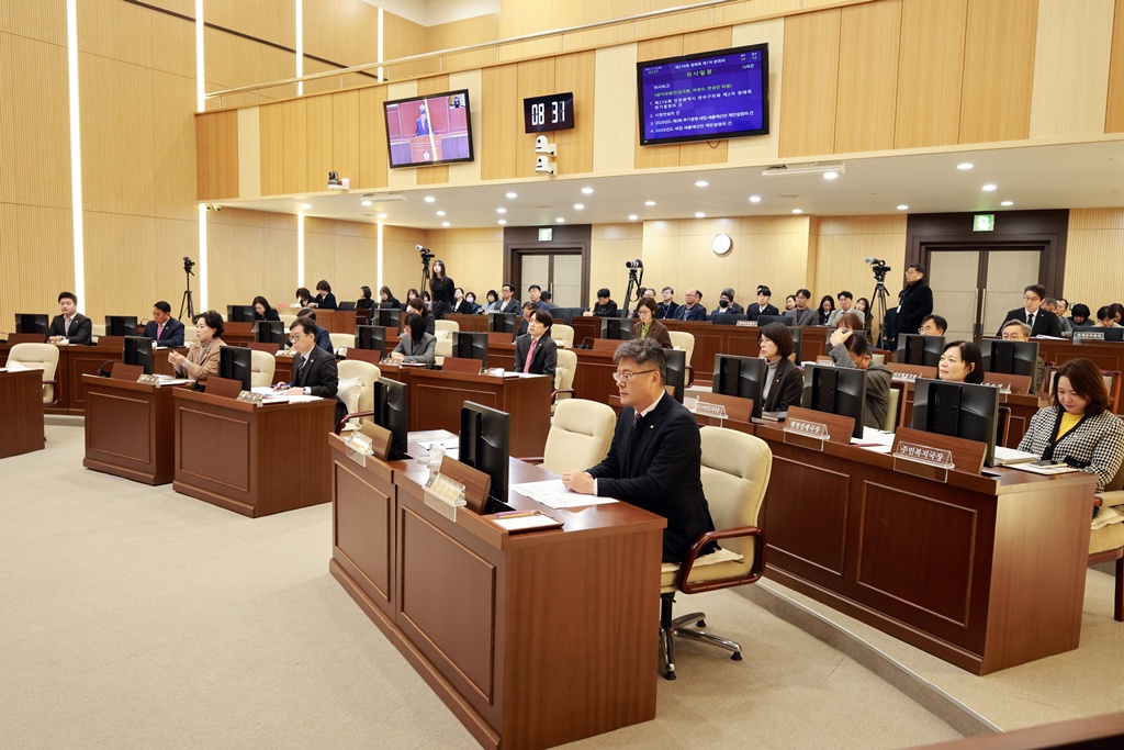 '제276회 연수구의회(정례회) 제 1차 본회의/ 2025.11.18(화)' 게시글의 사진(20) '5D9A6108.JPG'