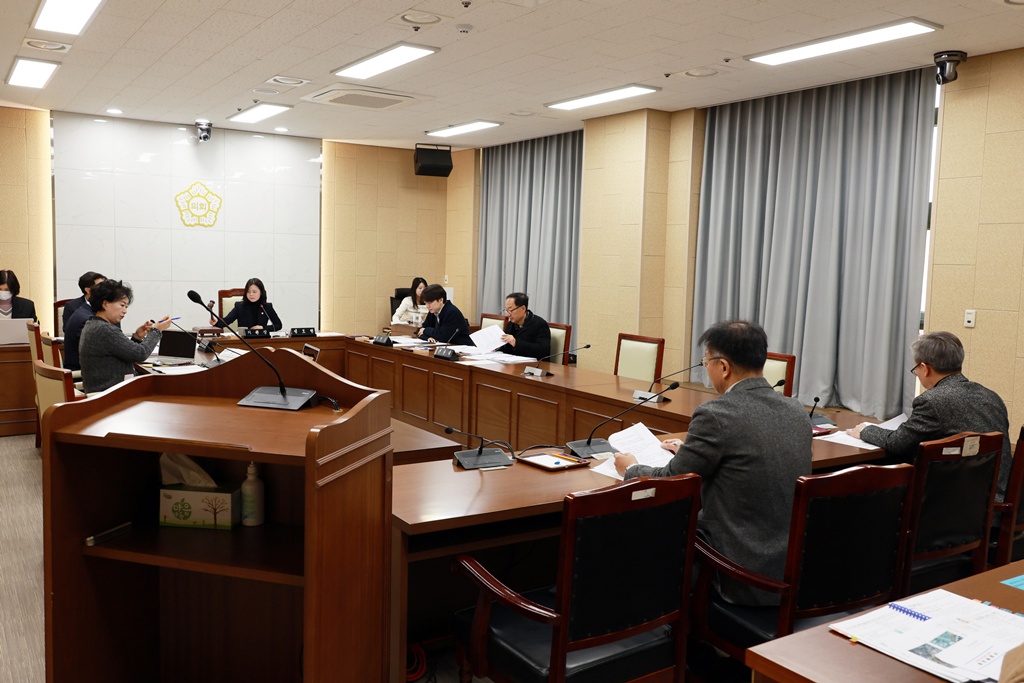 '제276회 연수구의회(정례회) 자치도시위원회_2025년도 행정사무감사/ 2025.11.20(목)~11.27(목)' 게시글의 사진(3) '5D9A6191.JPG'