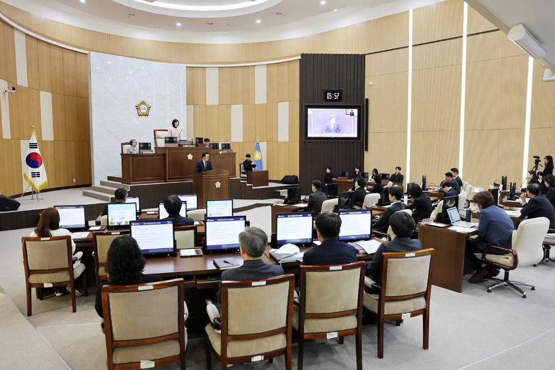 '제271회 연수구의회(임시회) 제1차 본회의' 게시글의 사진(12) '5D9A5162.JPG'