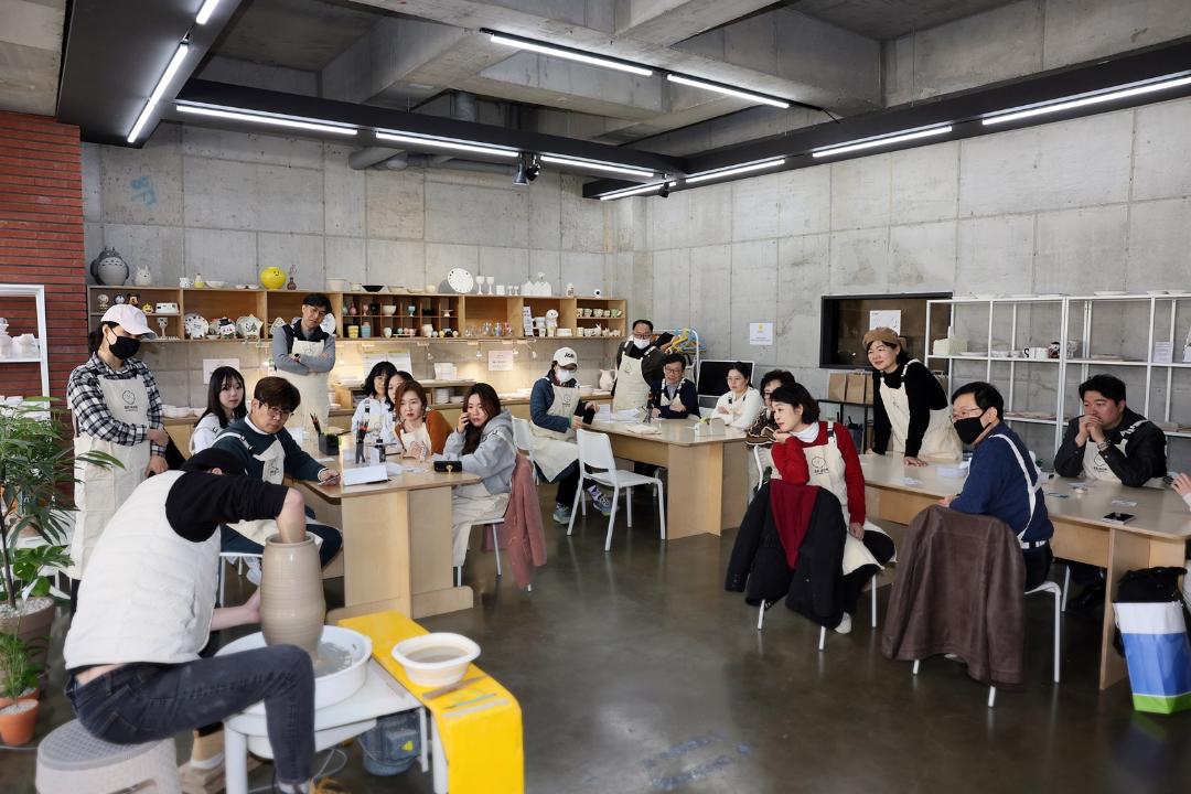 '2025년 연수구의회 직무연수(이천도자예술마을 견학)/ 2025.2.27(목)' 게시글의 사진(7) '5D9A4500.JPG'