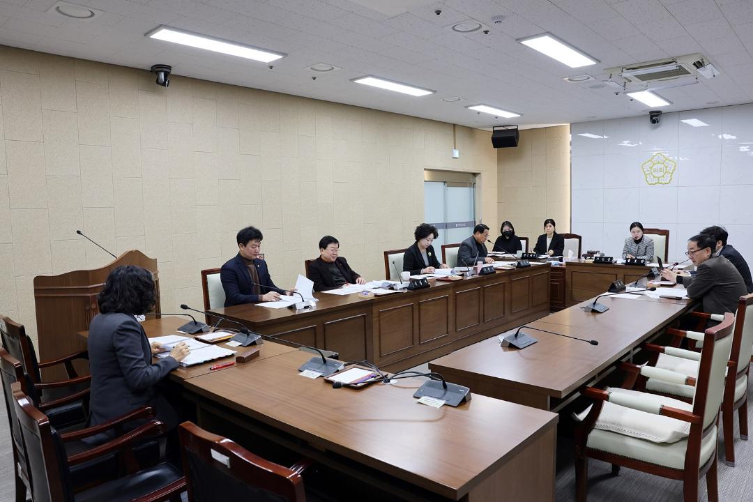 '제270회 연수구의회(임시회) 자치도시위원회/ 2025.02.07(금)' 게시글의 사진(22) '5D9A2216.JPG'