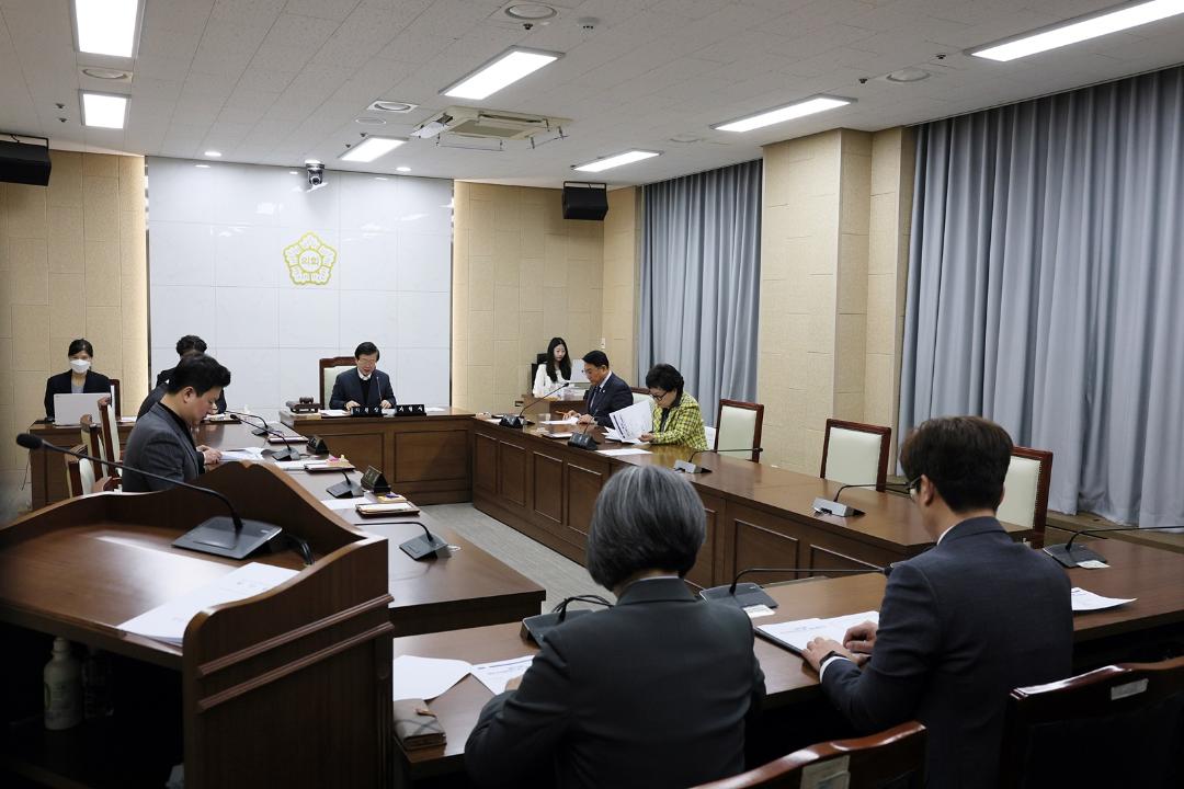 '제271회 연수구의회(임시회) 운영위원회/ 2025.03.20(목)' 게시글의 사진(3) '5D9A6002.JPG'