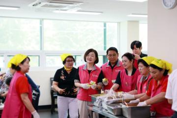'어르신 식사 지원을 위한 행복을 비벼요! 짜장면 사랑 나눔' 연수구 노인복지관 배식 봉사 / 2025.07.22(화)