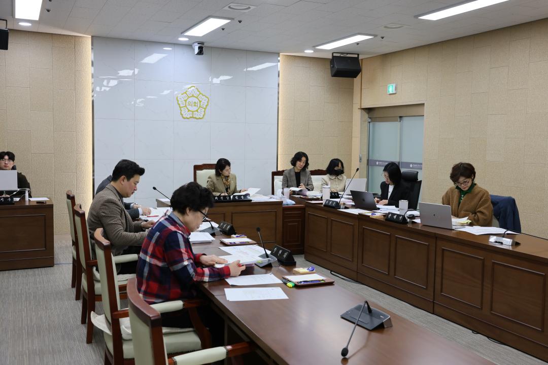 '연수구의회, 제270회 임시회 폐회' 게시글의 사진(3) '(사진자료3)연수구의회, 제270회 임시회 폐회.JPG'